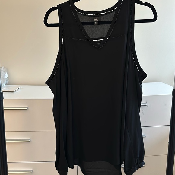 Shoulder-less Black Mossimo blouse - Size Large - Picture 2 of 4